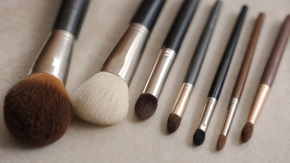 Sélection de pinceaux : lesquels sont indispensables pour un maquillage réussi