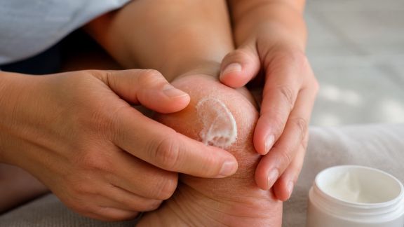 Soins ciblés : prendre soin des zones rugueuses et oubliées du corps