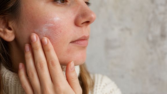 Comment réparer efficacement la peau après une exposition au vent