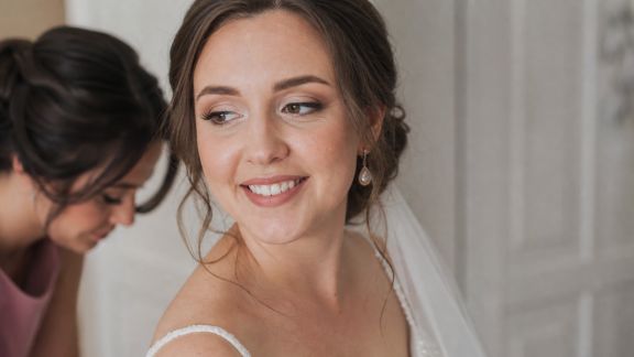 Maquillage de mariage : réussir un look élégant et longue tenue