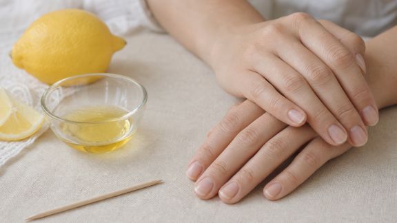 Tuto : soigner et renforcer ses ongles mous naturellement