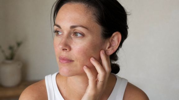 Comprendre les besoins des peaux mixtes dans une approche anti-âge