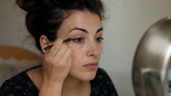 Astuces pour poser son eyeliner sans trembler